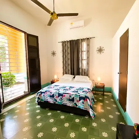 Mansion Bahia Manga Bed & Breakfast 3*